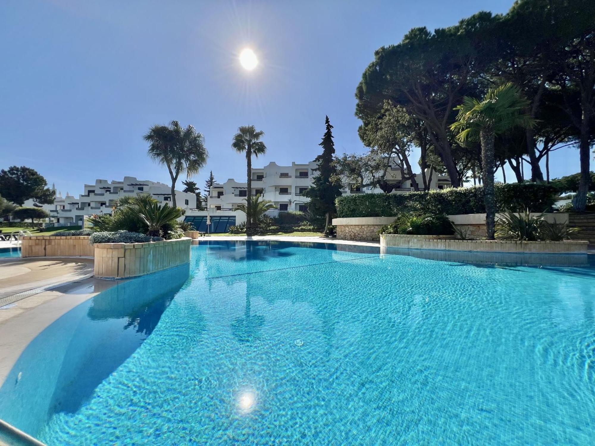 Balaia Golf Vilage 2 With Pool By Homing Appartement