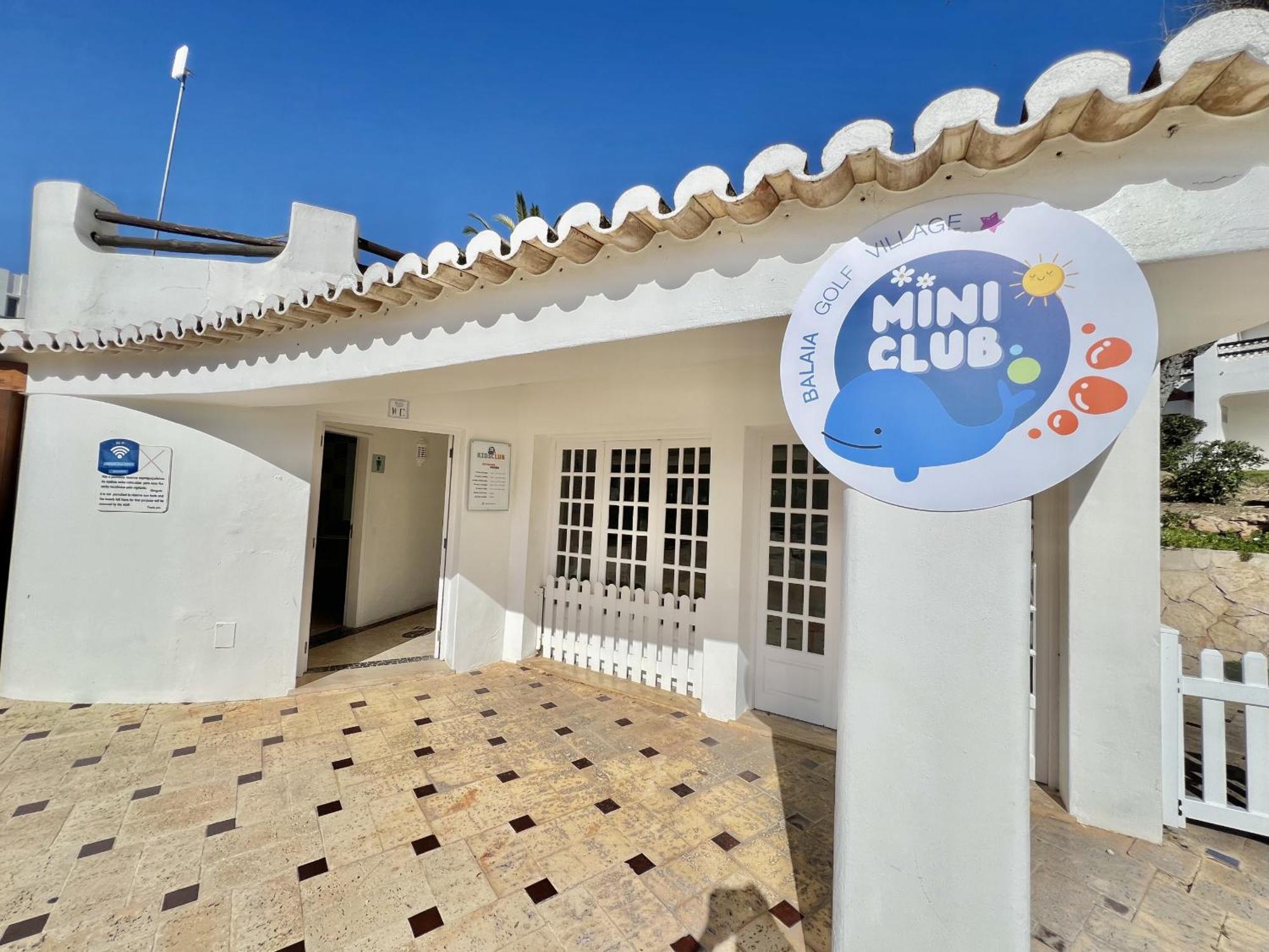 Balaia Golf Vilage 2 With Pool By Homing Albufeira