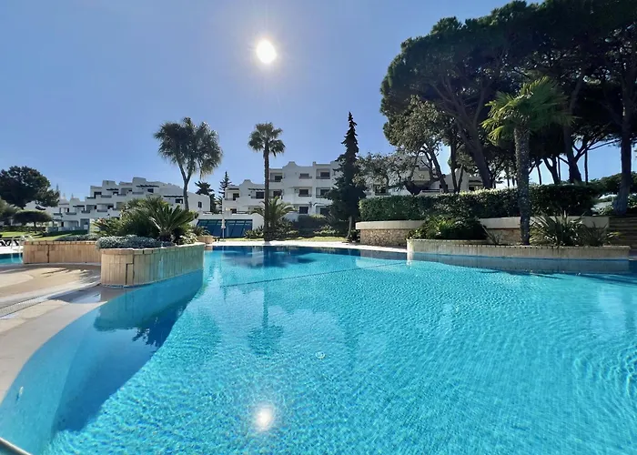 Albufeira Balaia Golf Vilage 2 With Pool By Homing